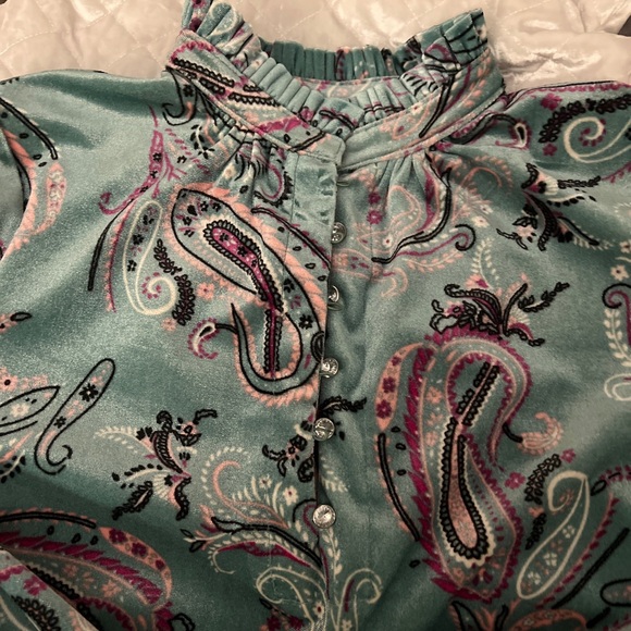 Charter Club paisley top. NWT - Picture 4 of 5